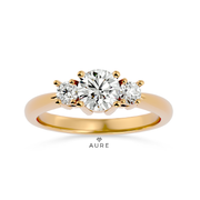 Bague épaulée Maeva de marque AURE en Diamant conçue et créée au Maroc