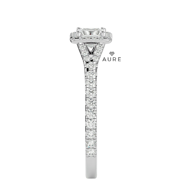 Bague Auréolée centre fantaisie Lalla de marque AURE en Diamant conçue et créée au Maroc