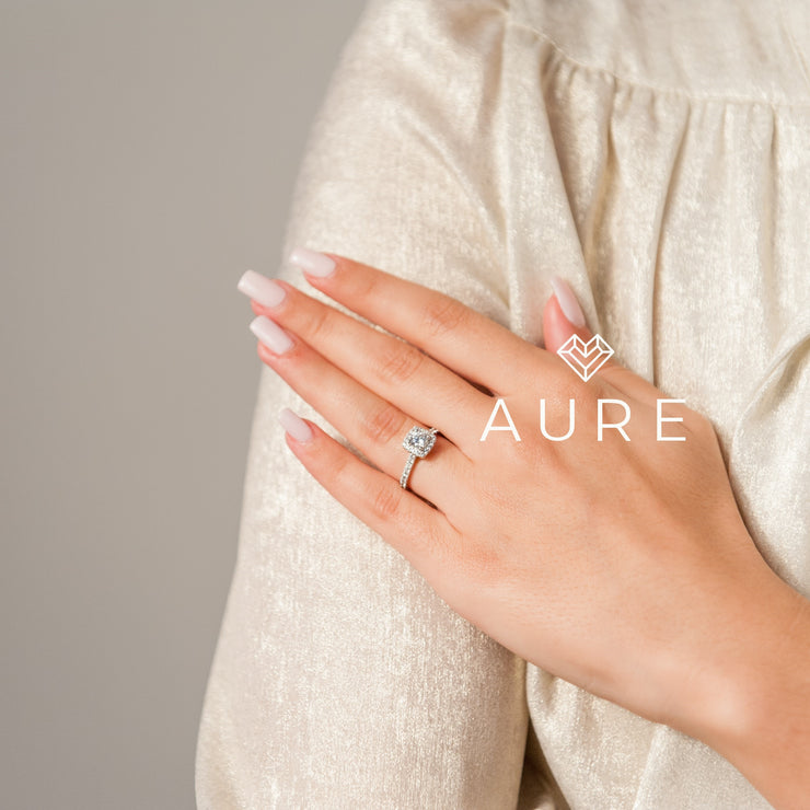 Bague Auréolée variation Lizy de marque AURE en Zirconium conçue et créée au Maroc