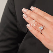 Bague Auréolée centre fantaisie Sofia de marque AURE en Diamant conçue et créée au Maroc
